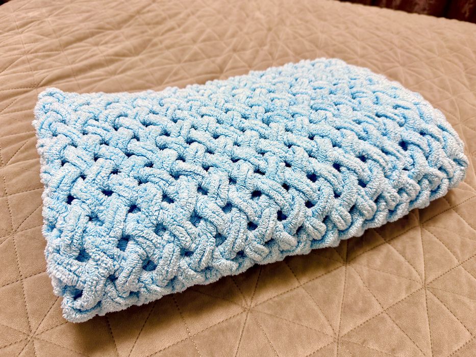 Плєд, одіялце вʼязане, блакитне