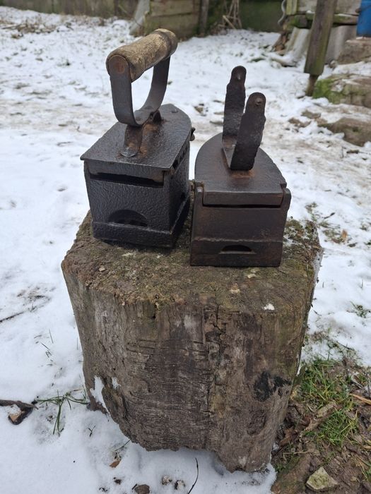 Утюги на углях. .