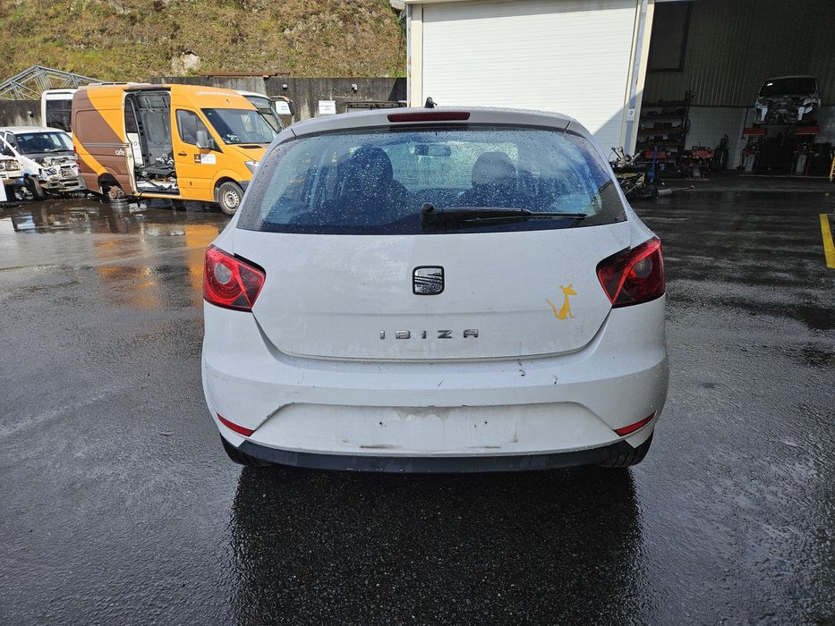Seat Ibiza 6J 1.6 TDi de 2013 para peças