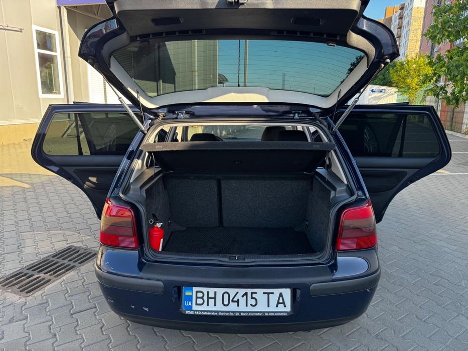 Wolkswagen Golf lv