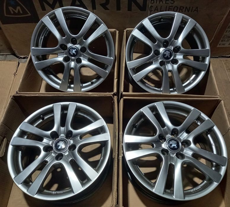 Peugeot Citroën Felgi Aluminiowe R16 5x108