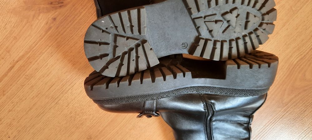Botki rozm.41 nowe