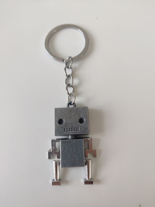 Brelok - metalowy robot