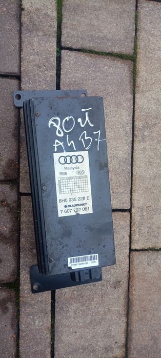 Wzmacniacz samochodowy Audi A4 B7 cabrio  8H0.035 228