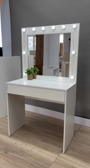 Туалетний столик "Артеміда".Стіл для салона, для косметики.Стіл краси.