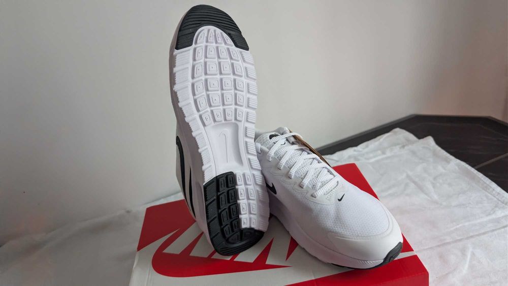 Nowe buty nike air max nuaxis 44 46
