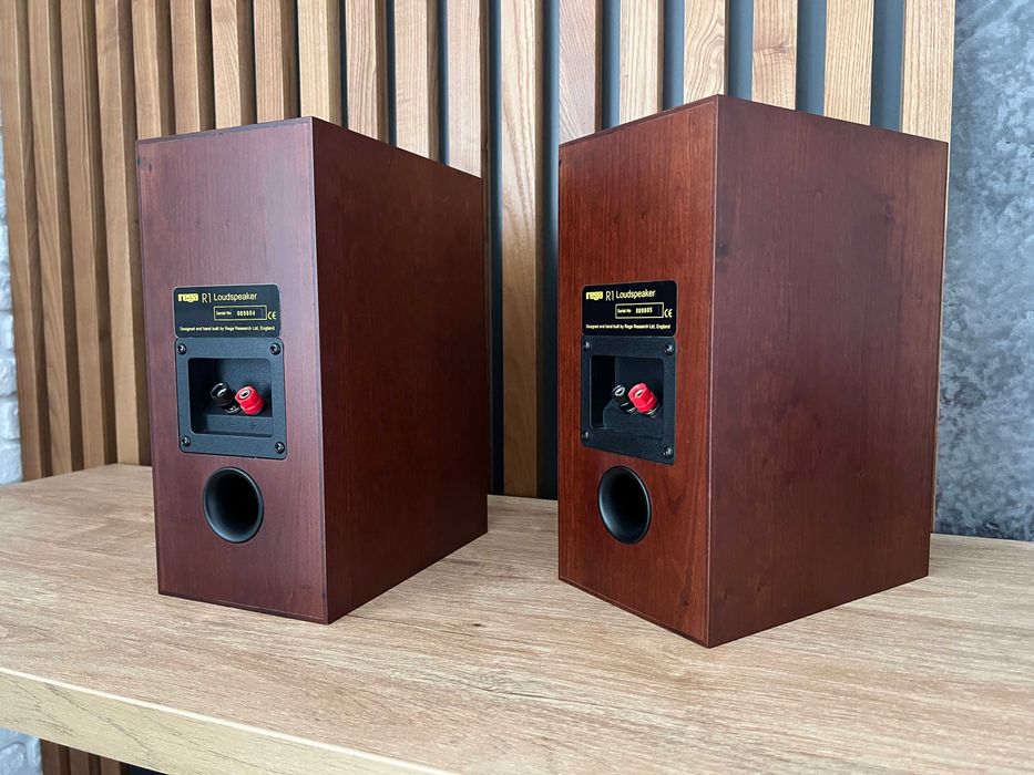 Акустическая система Rega R1 (полочники, Великобритания): 14 700 грн ...