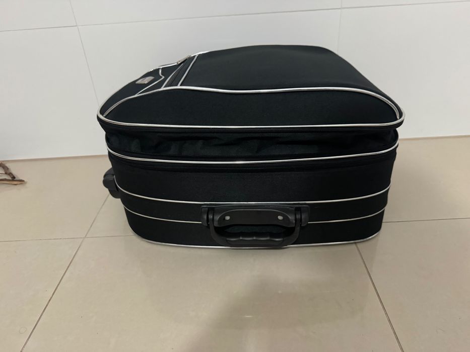 Mala viagem rigida