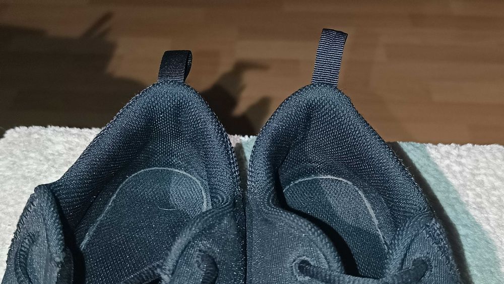 Męskie sneakersy NIKE FLEX EXPERIENCE RN 10 r.42 stan bardzo dobry