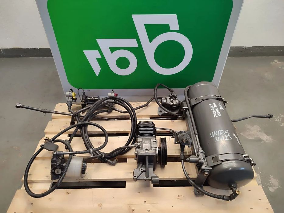 Układ pneumatyczny Kompresor K 014774  LK 1573 Valtra N 123