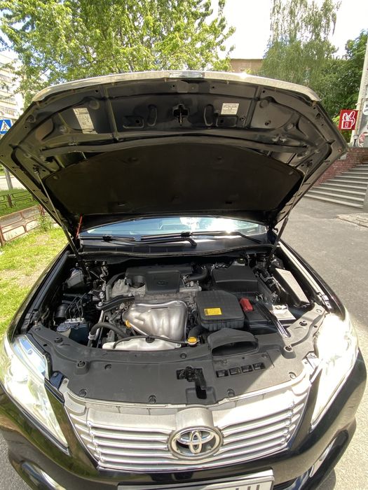 Toyota Camry 2013 Рік Офіційна!