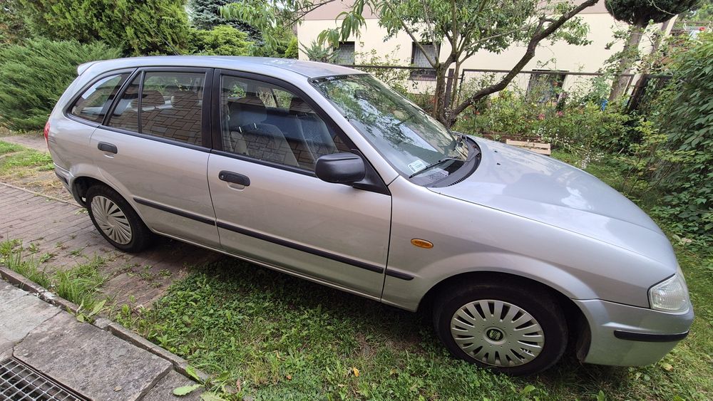 Sprzedam Mazda 323F