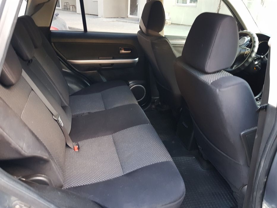 Suzuki Grand Vitara 2008 г. Газ-бензин.  В отличном состоянии.
