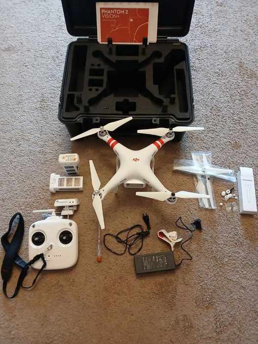 Квадрокоптер DJI Phantom 2 Vision +