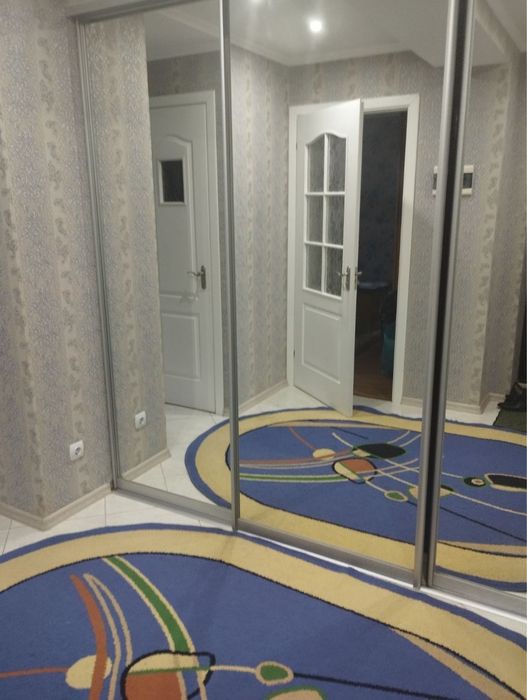 Двох Кімнатна квартира в центрі міста біля кінотеатру «Премʼєра»