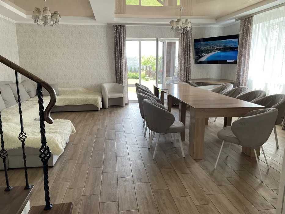 9 Оренда сучасного будинку альтанка басейн мангал чан Святопетрівське