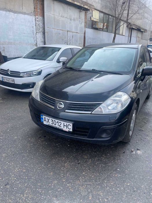 Продам Nissan Tiida 2008