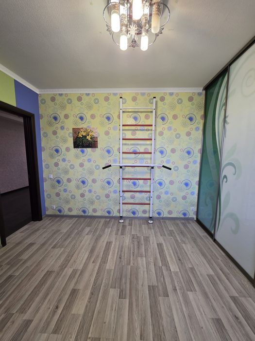 Продаж 3-кімнатної квартири з АО та ремонтом. Фурси (5 км від Білої Церкви)