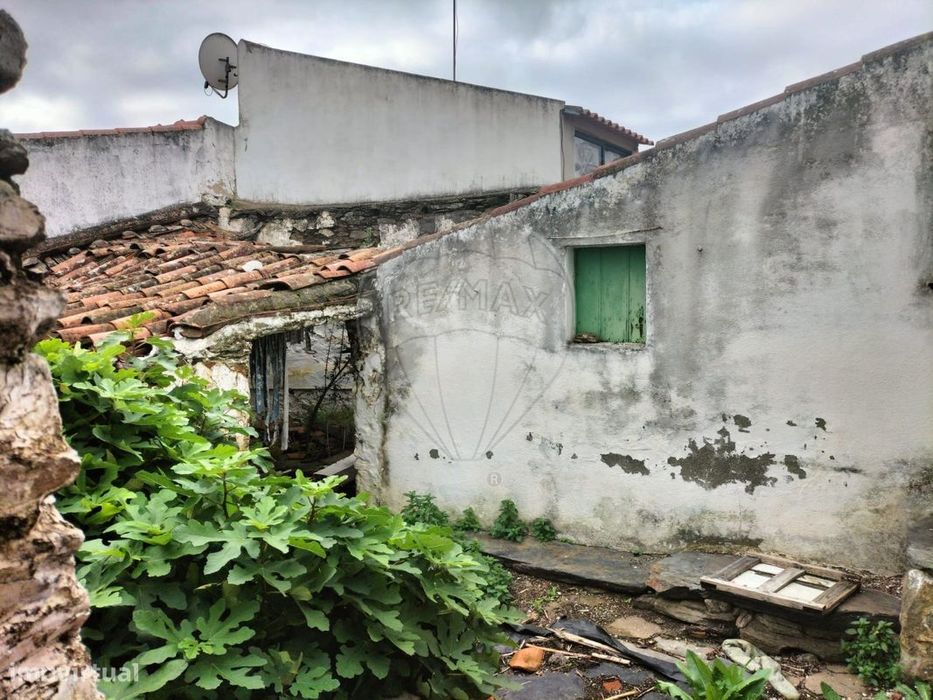 Moradia T0 para venda