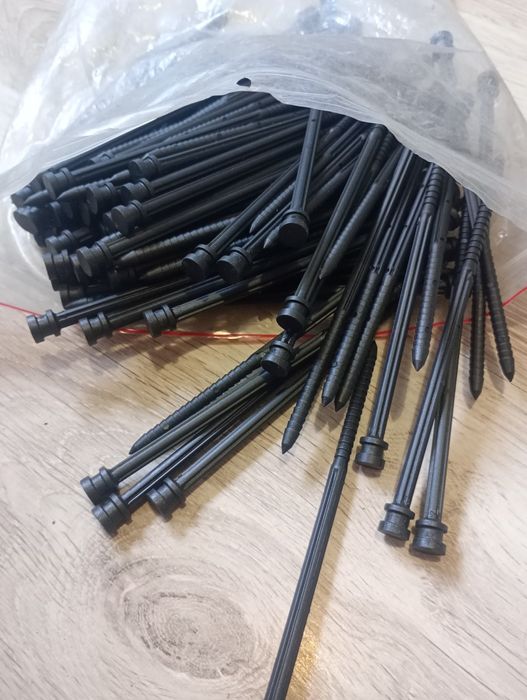 Kołki do styropianu