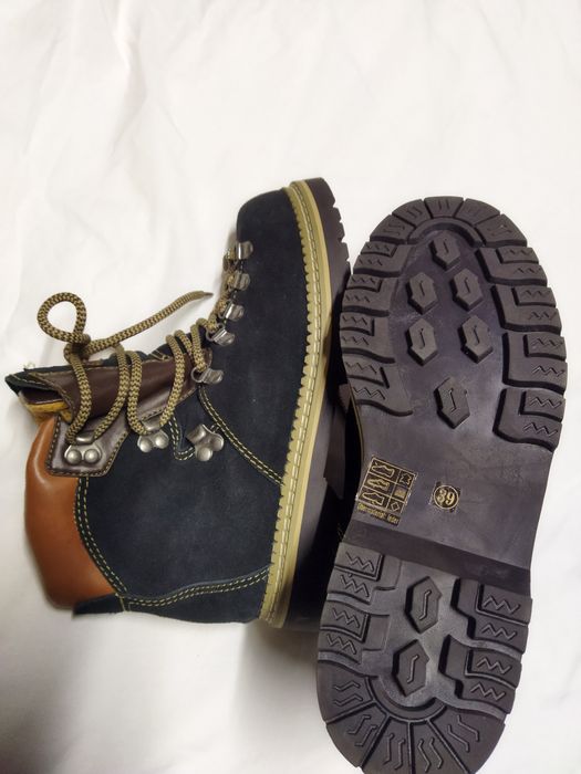 Черевики Ланровер