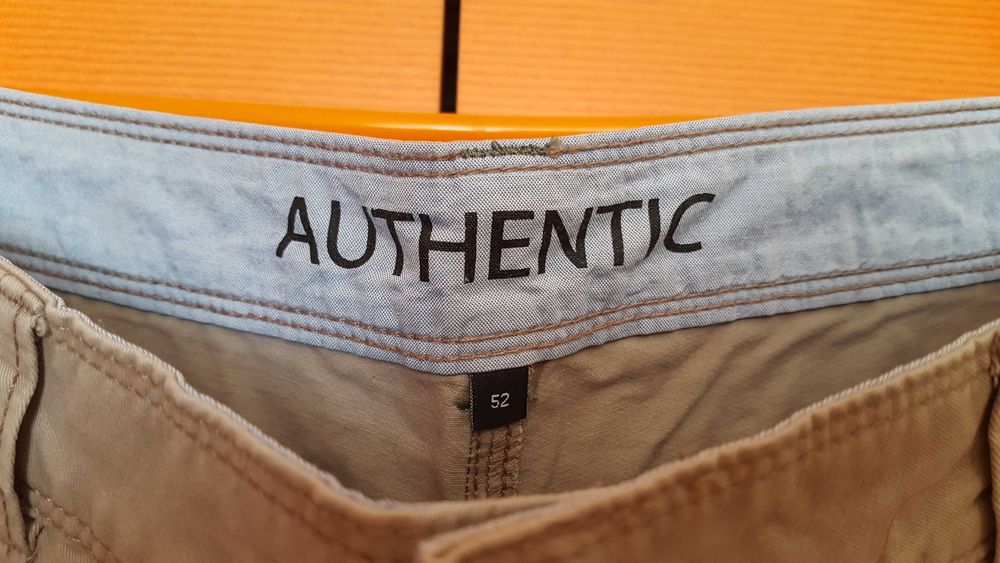 krótki spodenki - szorty  latte  rozmiar 52 firmy authentic