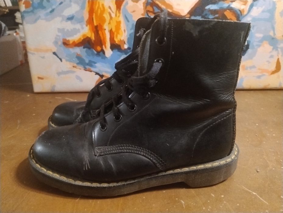 Dr. Martens 1460 8-eye czarne skórzane glany r. 38 (UK 5)