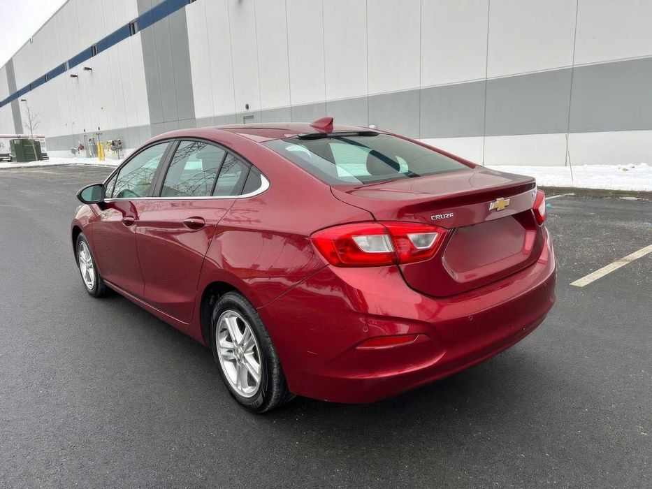 Chevrolet Cruze LT      2017