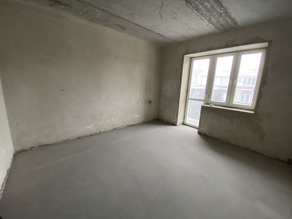 Продаж 3x-кімнатної квартири у Центрі по вул. Лисенка