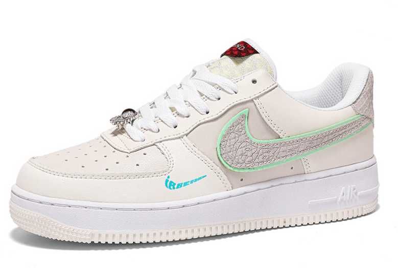 Ténis Nike Air Force (Tamanho 36 ao 44)