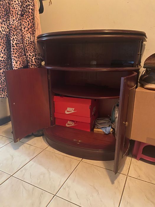 Móvel Hall de entrada em Madeira Maciça