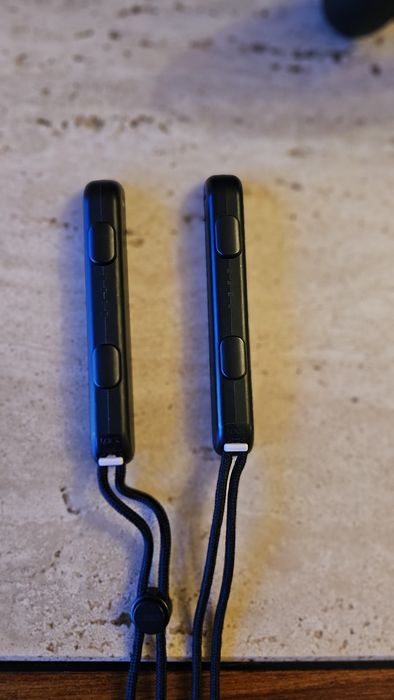 Nintendo Switch OLED 64GB (Neon Blue/Red) – Impecável