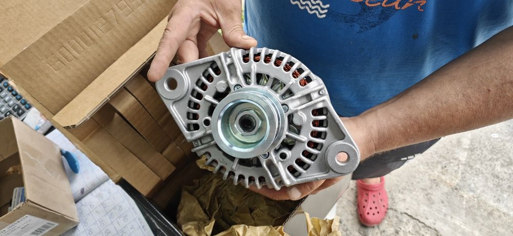 Alternator Bosch 1986A00998
