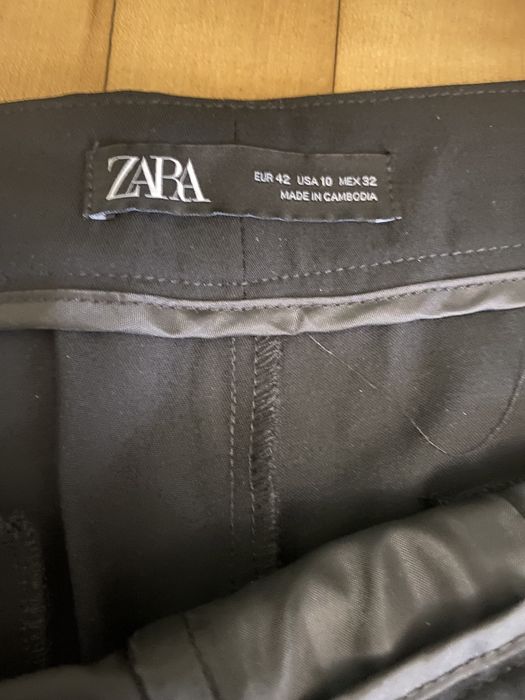 Шорти Zara розмір 42
