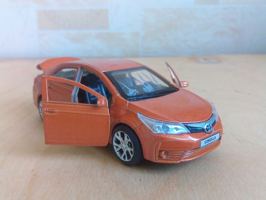 Автомодель Технопарк Toyota Corolla Масштаб 1:32