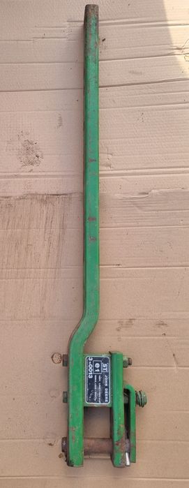 Zaczep dolny listwa John Deere 6830 i inne