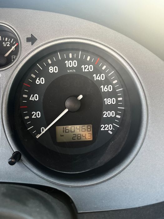 Seat Ibiza em bom estado.