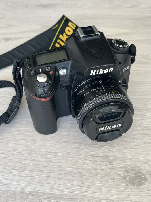 Nikon D 90+объектив Nikor( 50 / 1:1.8D)