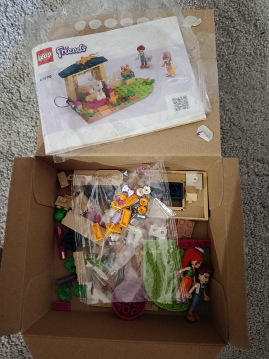Lego friends estábulo para banho dos póneis