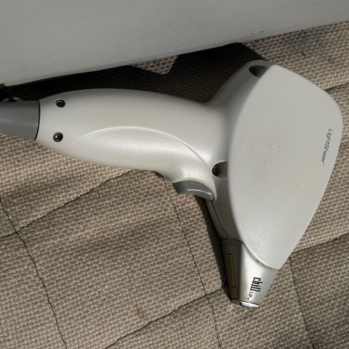 Lumenis Lightsheer ET400 діодний лазер для видалення волося