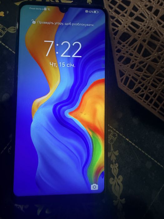 Продам телефон бу гарний