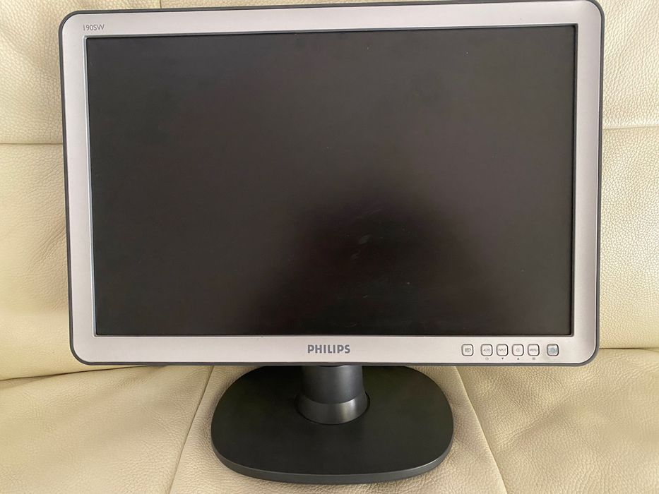 Desktop Computer with CPU64751007820929120