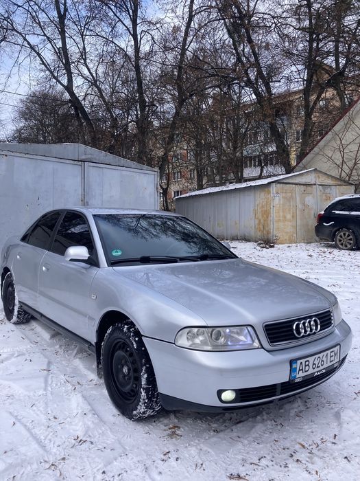 Ауді А4 Б5 рестайлінг 1.6 газ - бензин