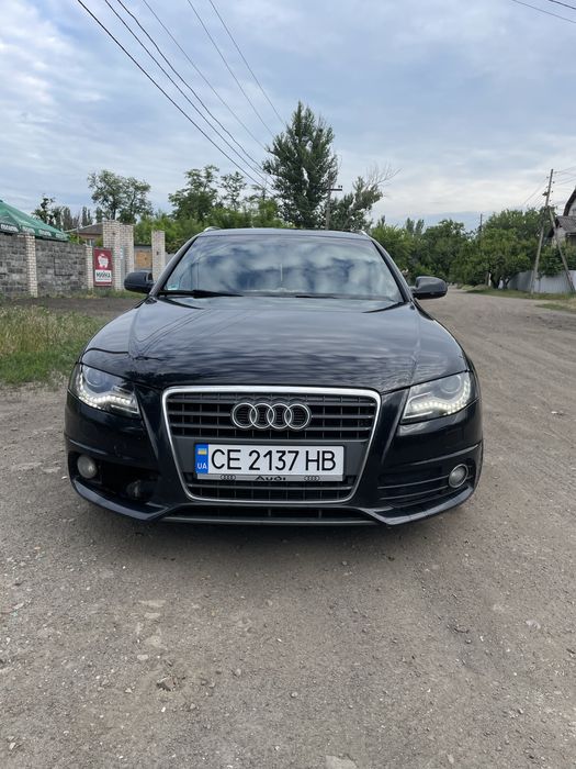 Продам гарну догляноту машину