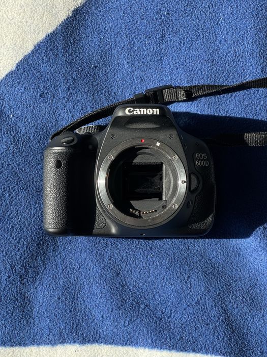 Lustrzanka Canon EOS 600D | Mały przebieg, zadbana, w pełni sprawna