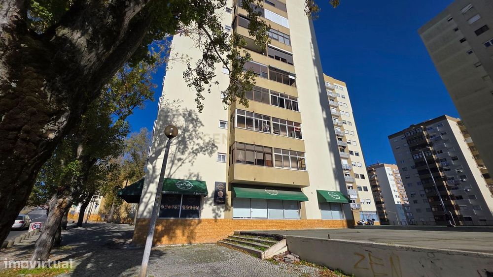 Apartamento T2 em Odivelas - Usufruto 10 Anos