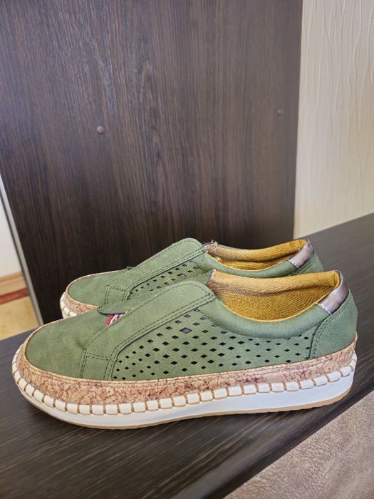 Кросівки мокасини  нові жіночі