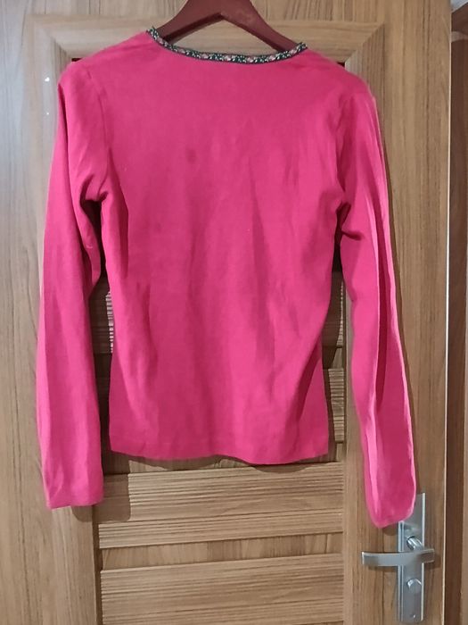 Ładny wiosenny T-shirt rozm M-L wymiary na fotkach