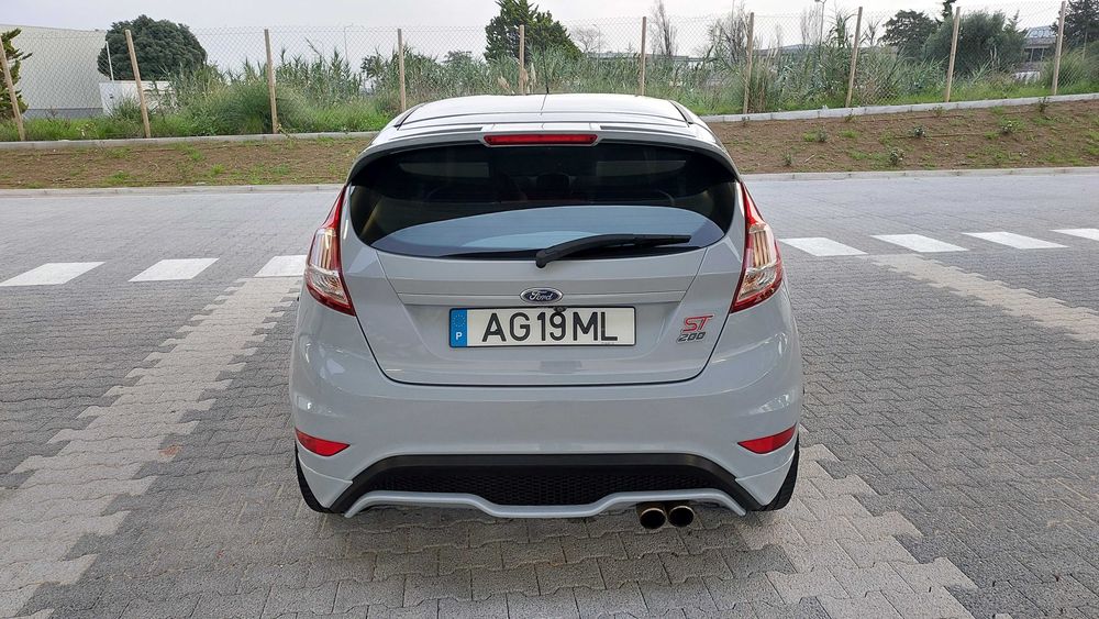 Ford Fiesta — fotografia 3