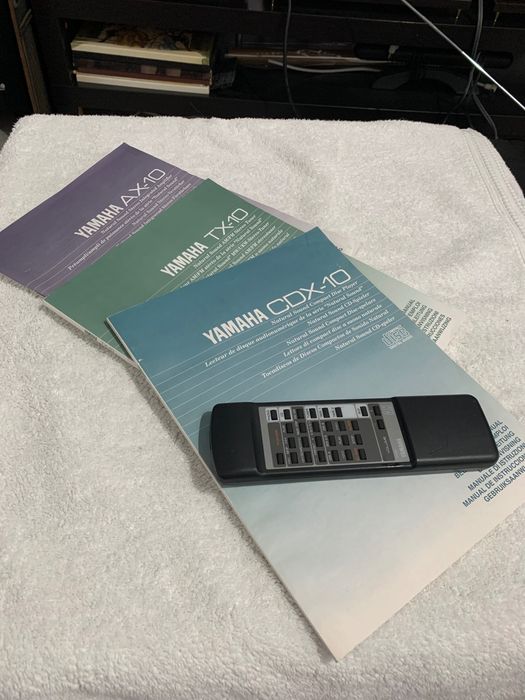 Wzmacniacz Yamaha AX-10, odtwarzacz CDX-10 i tuner TX-10